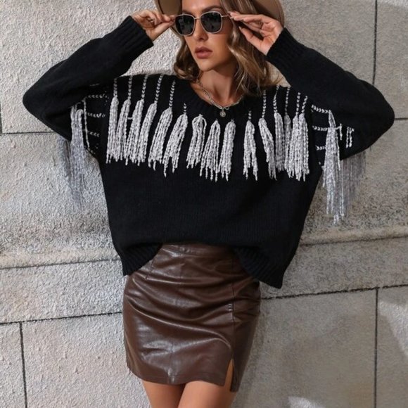 Fringe Detailed Knit Sweater top Black - Picture 4 of 6